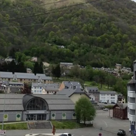 Appartement Centre-ville Proche Telecabines, Acces Skis - Fr-1-812-28 *